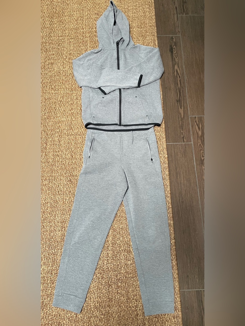 GapFit Boys Sweatsuit, size XL (12)